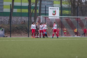 Bild 355 - B-Juniorinnen Walddoerfer - St.Pauli : Ergebnis: 4:1